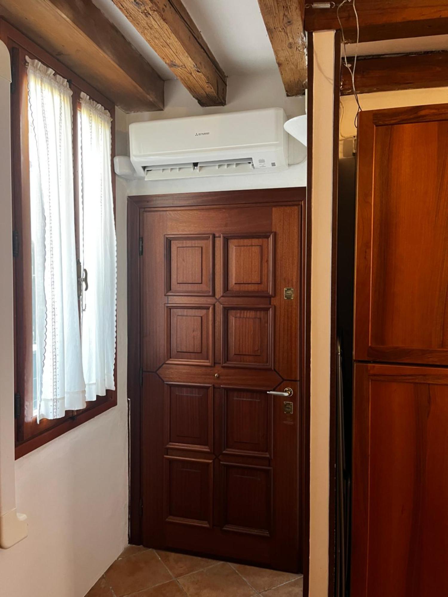 Casarosalia Apartment Veneţia Exterior foto